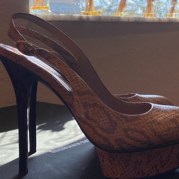 GUESS by MARCIANO chata slingback pump - Picture 4 of 8